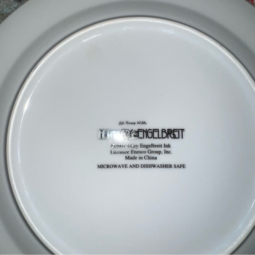 Mary Engelbreit 2001 “Queen For The Day” Plate. - Picture 3 of 8